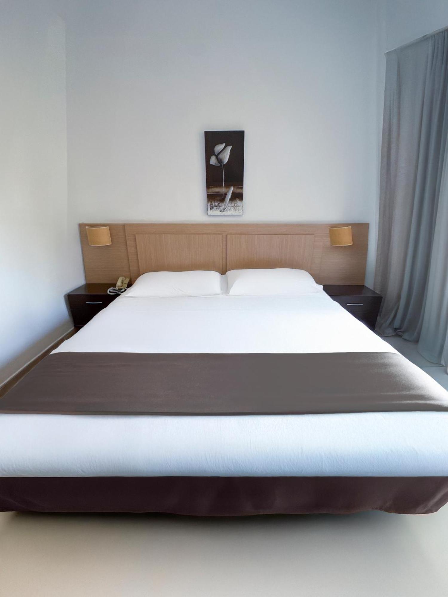 Hotel Primavera Benidorm Bagian luar foto