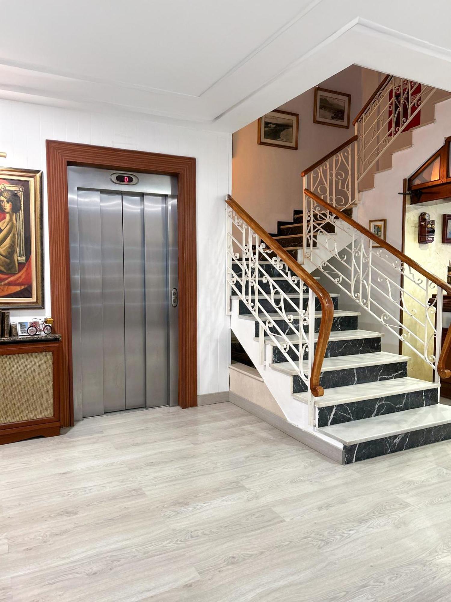 Hotel Primavera Benidorm Bagian luar foto