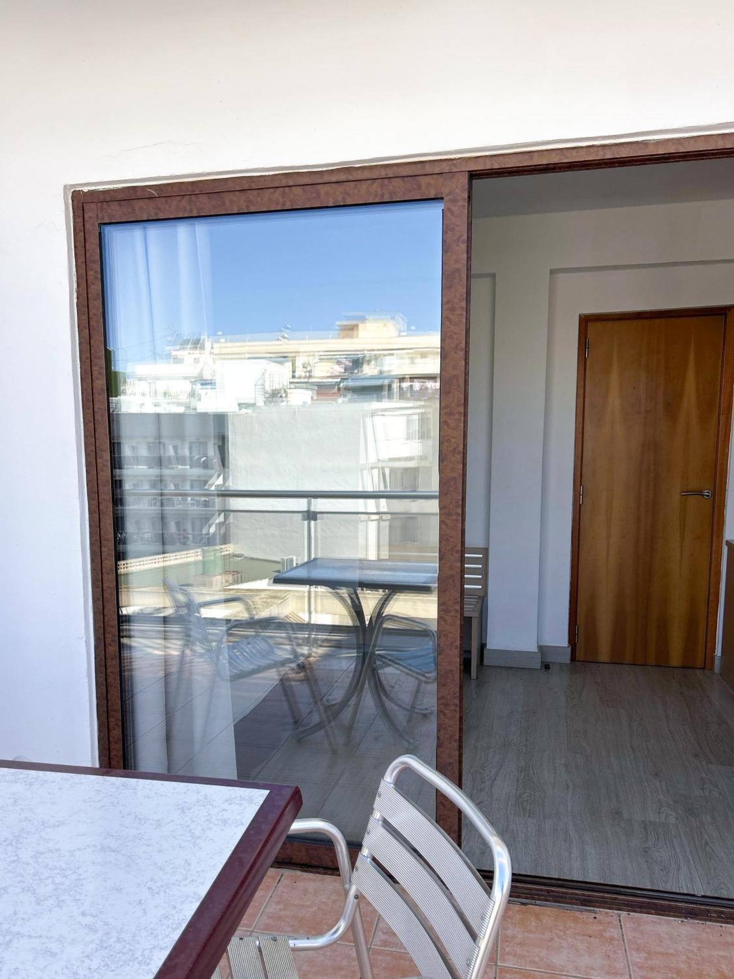 Hotel Primavera Benidorm Bagian luar foto
